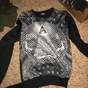 illuminati crew neck